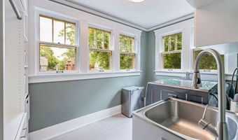 1303 S Forest Ave, Ann Arbor, MI 48104