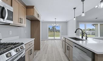 118 Sunset Dr, Avilla, IN 46710