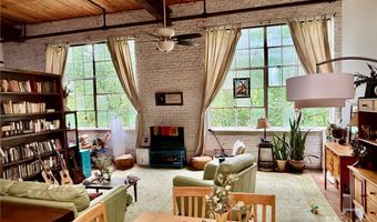 585 White Cir 504, Athens, GA 30605