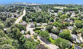 21 Don Ave, East Providence, RI 02916