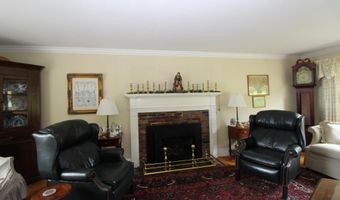 11 Tozier St, Belfast, ME 04915