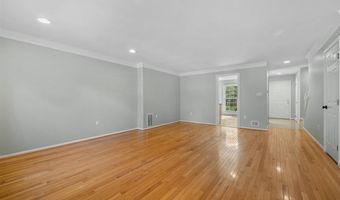 10276 ARIZONA Cir 61, Bethesda, MD 20817