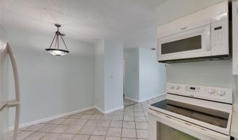 1049 APOLLO BEACH Blvd D, Apollo Beach, FL 33572