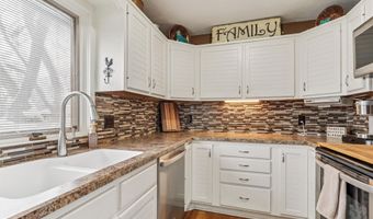 202 NE Crestmoor Pl, Ankeny, IA 50021