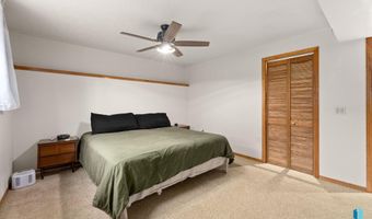 523 Kyle Ave, Baltic, SD 57003