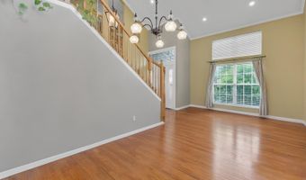 2324 Tracy Ln, Algonquin, IL 60102