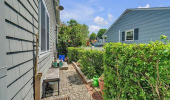 1 Fried Ave, Bristol, RI 02809