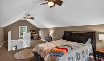 429 NE 8th St, Abilene, KS 67410
