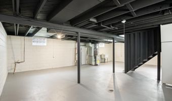9250 Rosedale Blvd, Allen Park, MI 48101