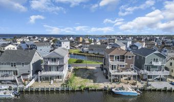 230 N Bay Dr, Bayville, NJ 08721