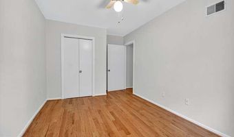 5103 SENTINEL Dr 33, Bethesda, MD 20816