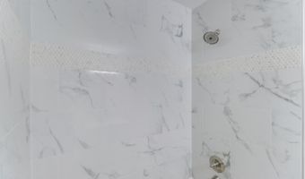 175 Saint Charles Ave, Biloxi, MS 39530