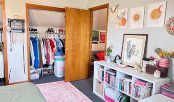 18555 Days Way Ln, Aurora, IN 47001