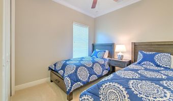 621 WINTERSIDE Dr, Apollo Beach, FL 33572