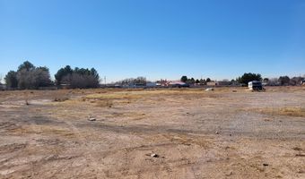 10730 Regina Dr, Socorro, TX 79927