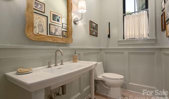 3020 Whiting Ave, Charlotte, NC 28205
