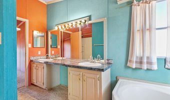 35 Camino Del Centro 37 Camino Del Centro, Alamogordo, NM 88310