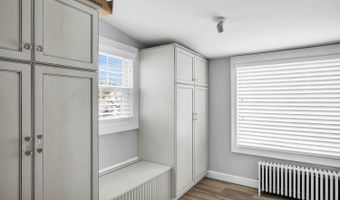 210 8th Ave, Belmar, NJ 07719