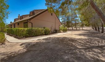 34155 Castlehaven Rd, Agua Dulce, CA 91390