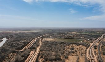 22 Paizalas Dr, Bosque, NM 87006
