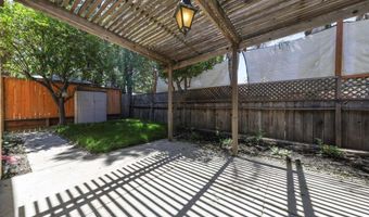 1233 Almondwood Dr, Antioch, CA 94509