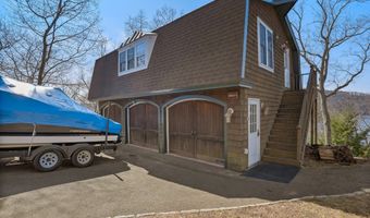 11 Driftwood Rd, Danbury, CT 06811