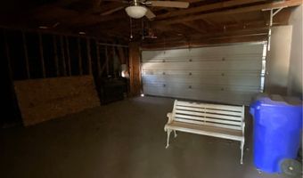 22764 Powhatan Rd, Apple Valley, CA 92308