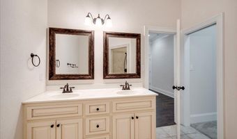 1034 N Pointe Dr, Lincolnton, GA 30817