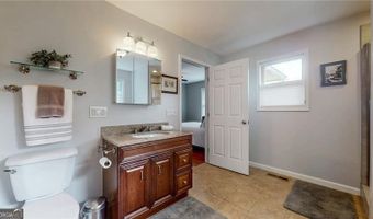 2461 Woodridge, Decatur, GA 30033