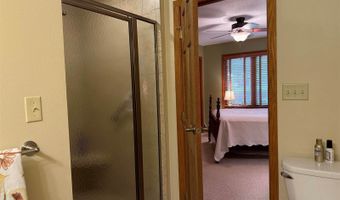 841 Country Club Dr, Akron, IA 51001