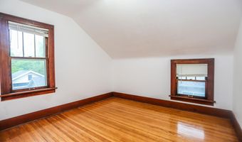 805 NE 1st Ave, Aberdeen, SD 57401