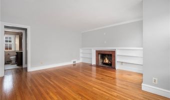 127 Prospect St, East Greenwich, RI 02818