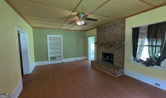 2724 Herbert Smart Airport, Macon, GA 31217
