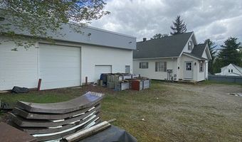 28 Appleton Rd, Auburn, MA 01501
