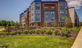 43792 MIDDLEWAY Ter, Ashburn, VA 20147