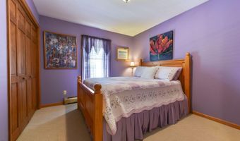 625 McKay Rd, Amsterdam, NY 12010