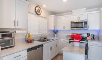 6421 Maple Leaf Ln, Riverbank, CA 95367