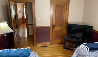 766 W Clark St, Berne, IN 46711