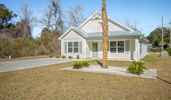 111 11th St, Apalachicola, FL 32320