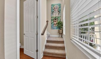 508 WINTERSIDE Dr, Apollo Beach, FL 33572