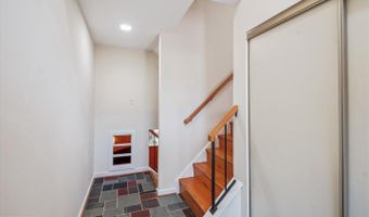 4720 DEER RUN Ct, Alexandria, VA 22306
