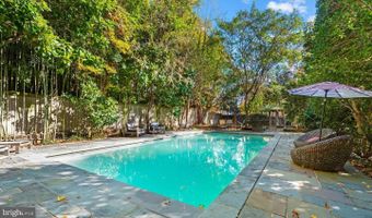 2639 GREENBRIAR Ln, Annapolis, MD 21401