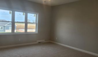 404 Chad Trl, Arlington, WI 53911