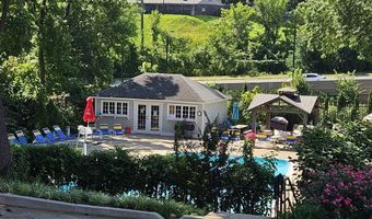1210 N TAFT St 710, Arlington, VA 22201