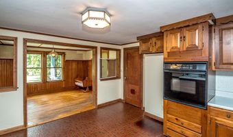 152 Parker Rd, Carroll, NH 03598