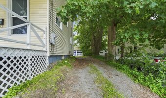 12 E Summer St, Bangor, ME 04401
