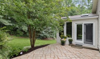 704 SYDNEY Ter, Annapolis, MD 21401