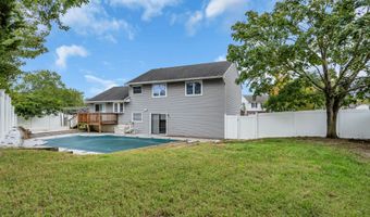 41 Deck St, Barnegat, NJ 08005