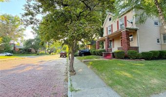 902 Royal St, Alton, IL 62002
