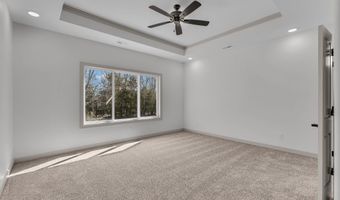 318 Rockers Dr, Baldwin City, KS 66006
